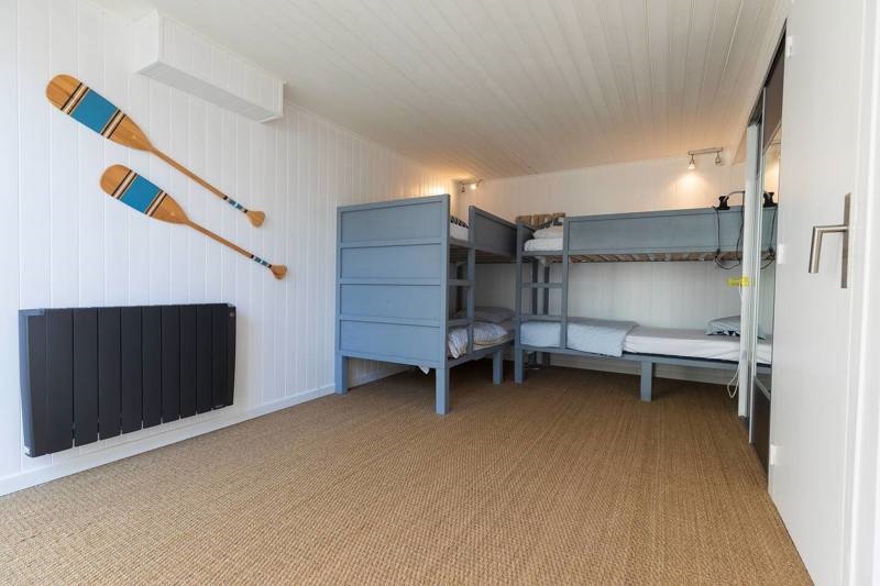 Vente Maison HOURTIN - 4 pièces -119 m² - (33990)