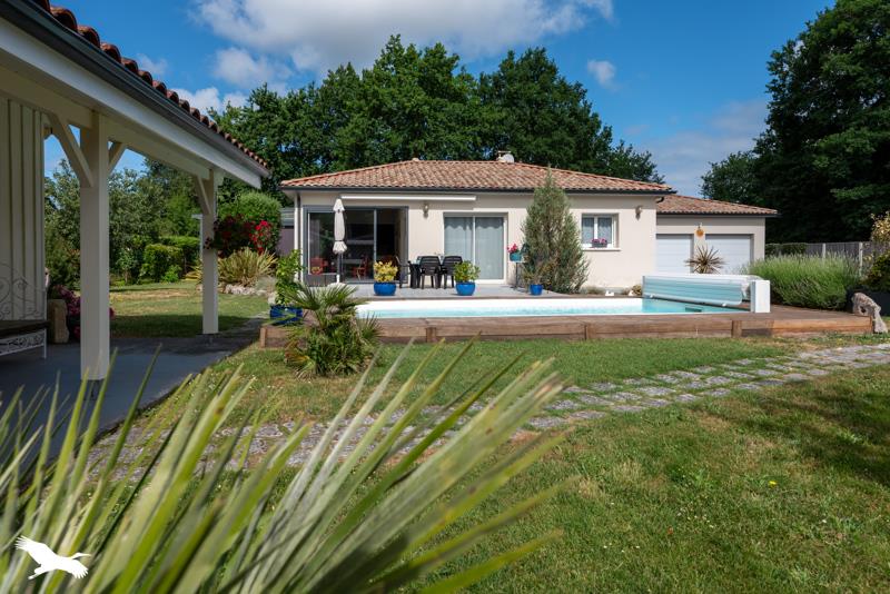 Vente Maison NAUJAC SUR MER - 5 pièces -158 m² - (33990)