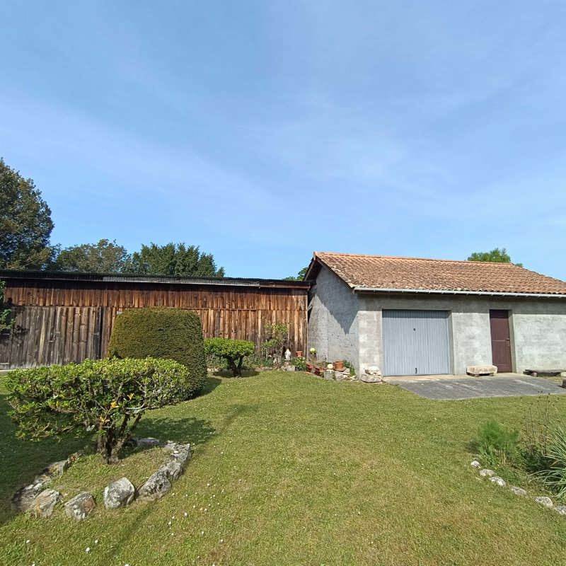Vente Maison HOURTIN - 4 pièces -117 m² - (33990)
