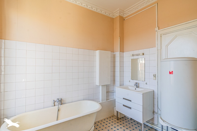 Vente Appartement BORDEAUX - 4 pièces -96 m² - (33000)