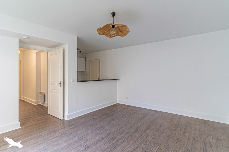 Vente Appartement BORDEAUX - 2 pièces -47 m² - (33000)