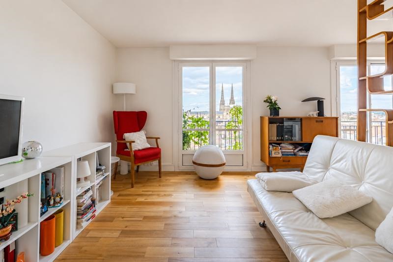 Vente Appartement BORDEAUX - 3 pièces -54 m² - (33000)