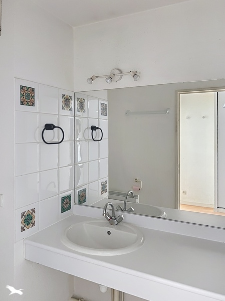 Vente Appartement BORDEAUX - 2 pièces -43 m² - (33000)
