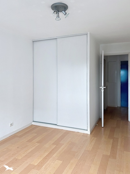 Vente Appartement BORDEAUX - 2 pièces -43 m² - (33000)
