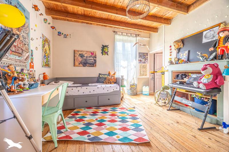 Vente Maison ST ROMANS LES MELLE - 8 pièces -198 m² - (79500)