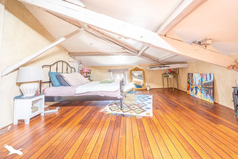 Vente Maison ST ROMANS LES MELLE - 8 pièces -198 m² - (79500)