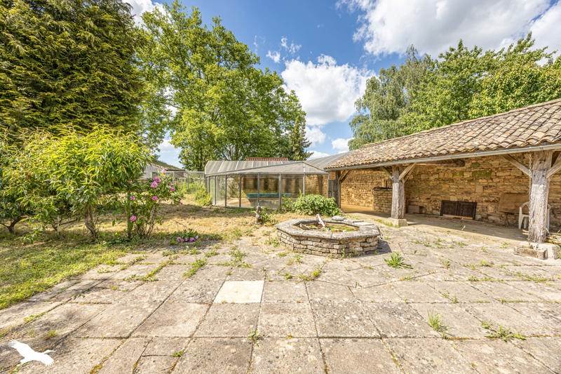 Vente Maison ST VINCENT LA CHATRE - 6 pièces -160 m² - (79500)