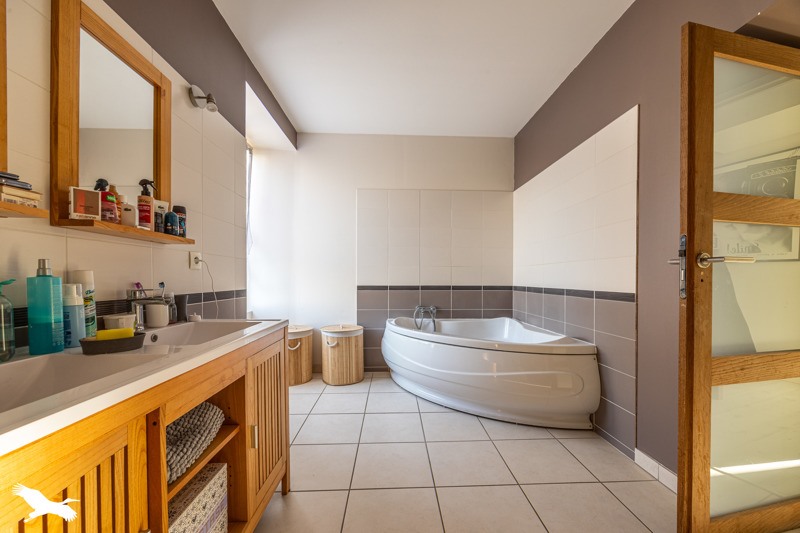 Vente Maison ST ROMANS LES MELLE - 4 pièces -155 m² - (79500)