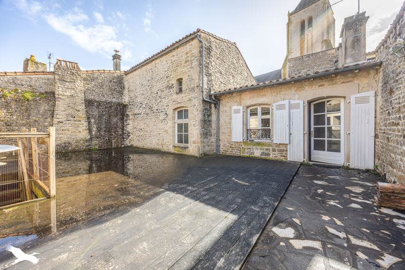 Vente Immeuble CELLES SUR BELLE - -  831 m² - (79370)