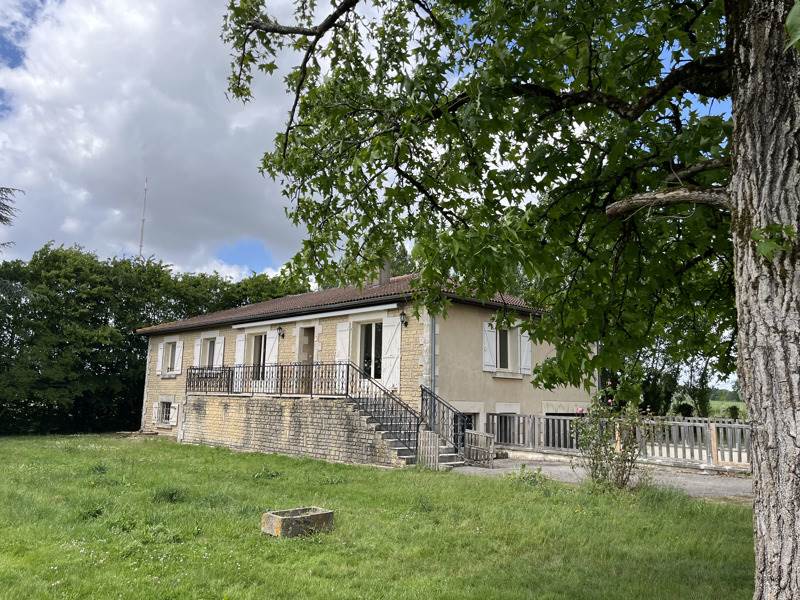 Vente Maison MAISONNAY - 7 pièces -167 m² - (79500)