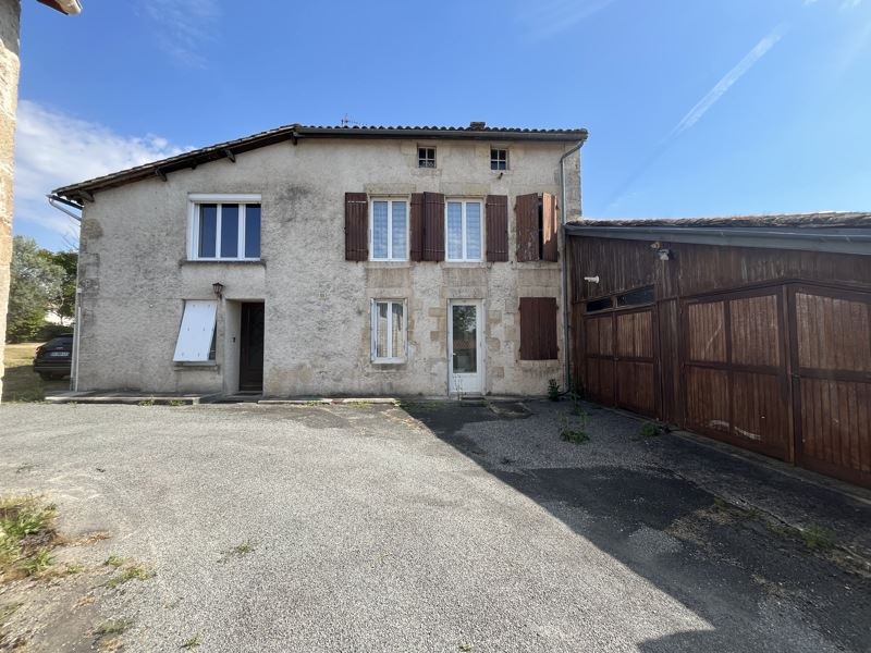 Vente Maison ST ROMANS LES MELLE - 5 pièces -166 m² - (79500)
