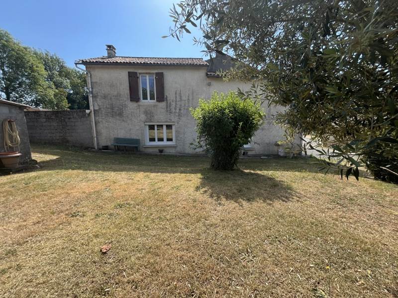 Vente Maison ST ROMANS LES MELLE - 5 pièces -166 m² - (79500)