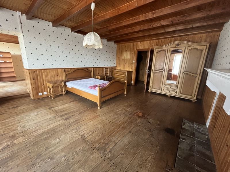 Vente Maison ST ROMANS LES MELLE - 5 pièces -166 m² - (79500)
