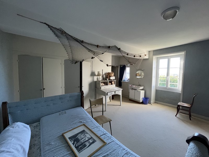 Vente Maison MELLE - 9 pièces -333 m² - (79500)