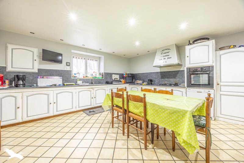 Vente Maison VILLIERS SUR CHIZE - 6 pièces -206 m² - (79170)