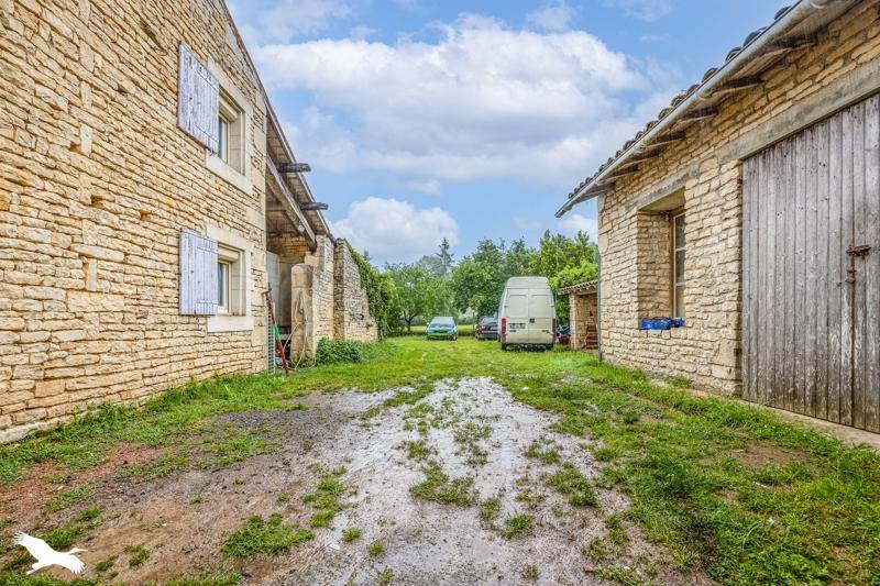 Vente Maison VILLIERS SUR CHIZE - 6 pièces -206 m² - (79170)
