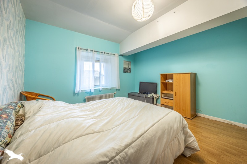 Vente Maison VILLIERS SUR CHIZE - 6 pièces -206 m² - (79170)
