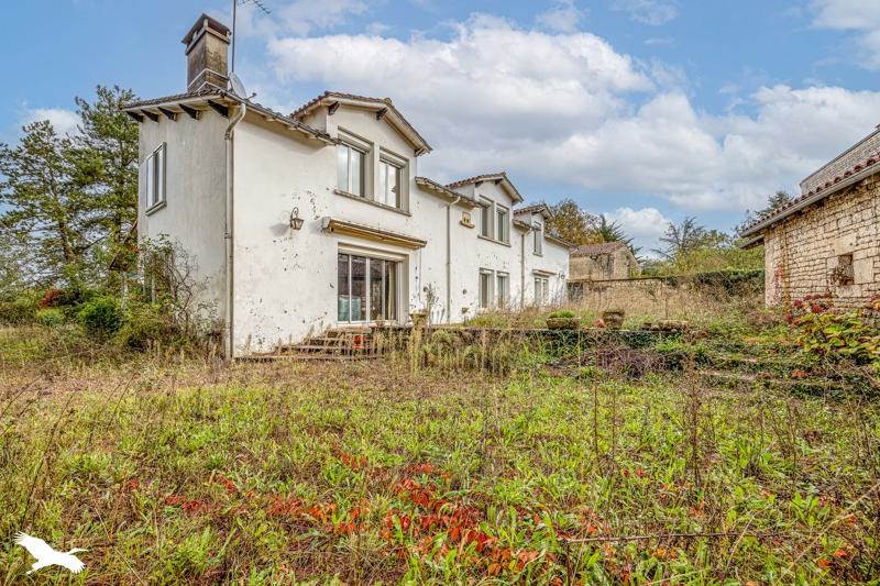 Vente Maison PERIGNE - 15 pièces -366 m² - (79170)