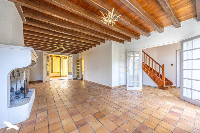 Vente Maison PERIGNE - 10 pièces -284 m² - (79170)