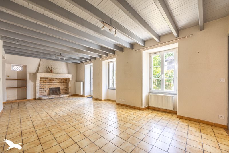 Vente Maison PERIGNE - 10 pièces -284 m² - (79170)