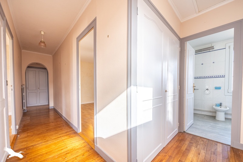 Vente Maison PERIGNE - 10 pièces -284 m² - (79170)