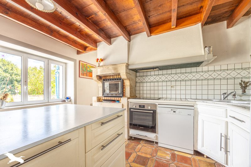 Vente Maison Chef-Boutonne - 4 pièces -116 m² - (79110)