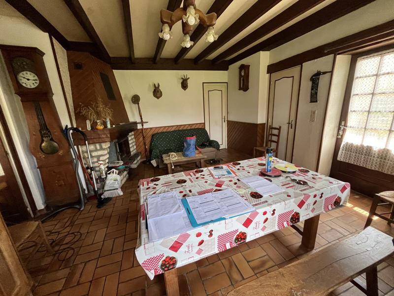 Vente Maison BRIOUX SUR BOUTONNE - 7 pièces -146 m² - (79170)