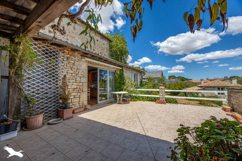 Vente Maison MELLE - 10 pièces -258 m² - (79500)