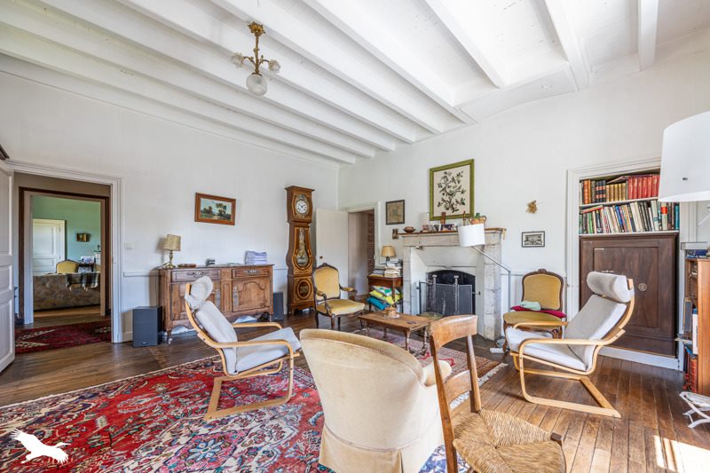 Vente Maison MELLE - 10 pièces -258 m² - (79500)