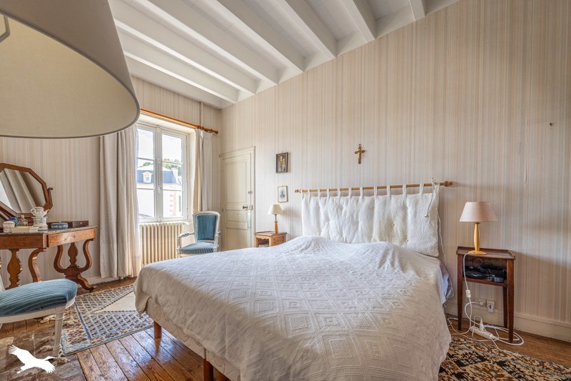 Vente Maison MELLE - 10 pièces -258 m² - (79500)