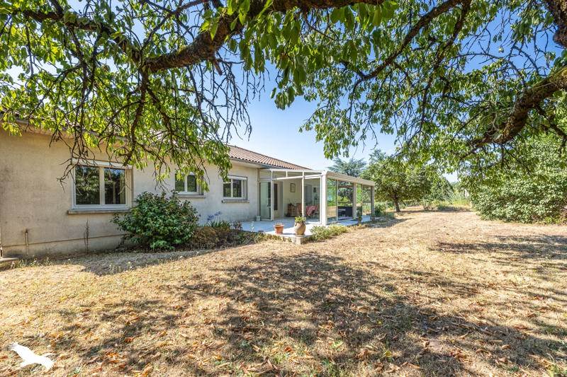 Vente Maison Saint-Romans-lès-Melle - 7 pièces -175 m² - (79500)