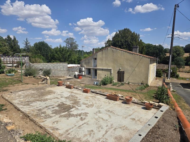 Vente Maison ST ROMANS LES MELLE - 3 pièces -83 m² - (79500)