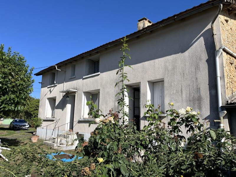 Vente Maison AIGONDIGNE - 4 pièces -72 m² - (79370)