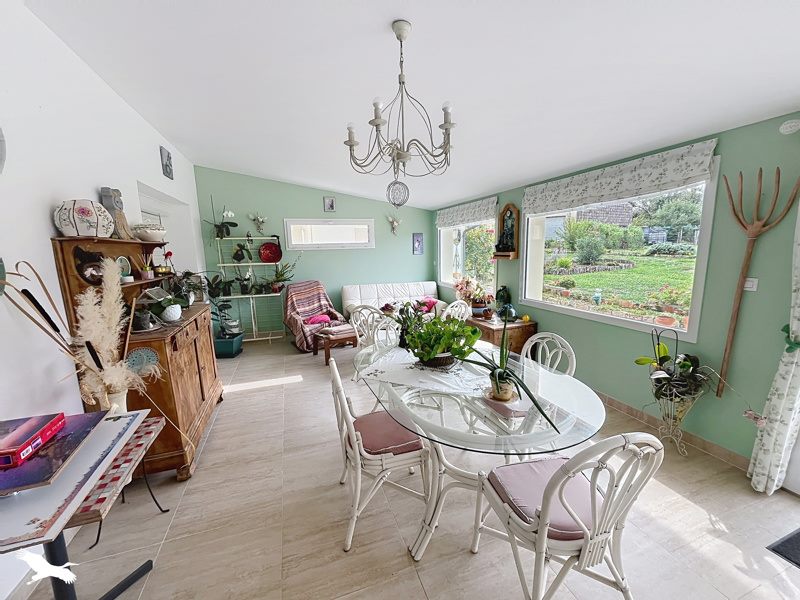 Vente Maison Lusseray - 6 pièces -171 m² - (79170)