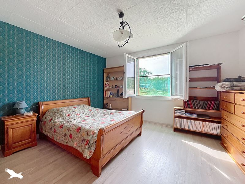 Vente Maison Lusseray - 6 pièces -171 m² - (79170)