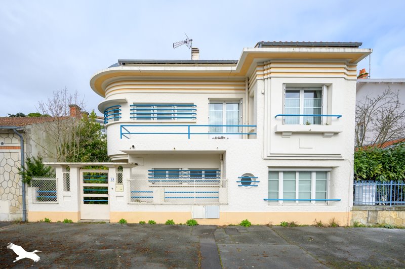 Vente Maison LA ROCHELLE - 6 pièces -147 m² - (17000)