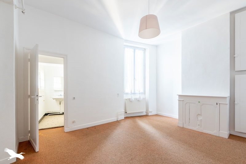Vente Maison VIELLA - 5 pièces -234 m² - (32400)