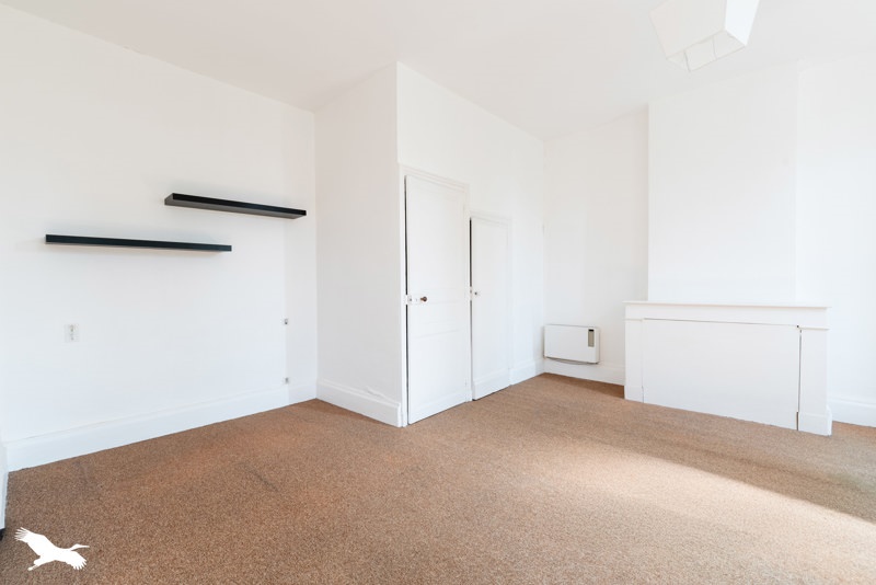 Vente Maison VIELLA - 5 pièces -234 m² - (32400)