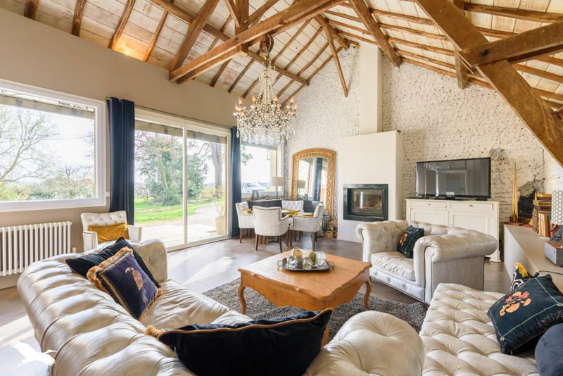 Vente Maison ARROSES - 8 pièces -225 m² - (64350)
