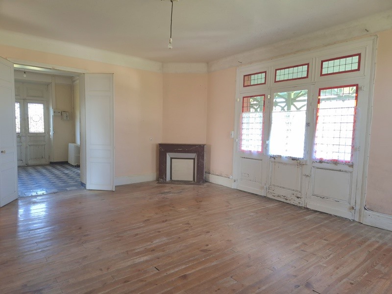Vente Maison LE HOUGA - 14 pièces -215 m² - (32460)