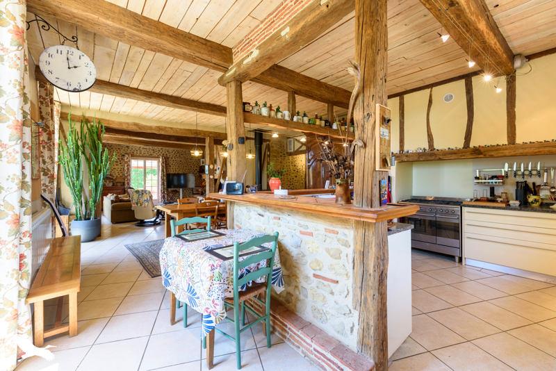 Vente Maison ST AGNET - 6 pièces -258 m² - (40800)