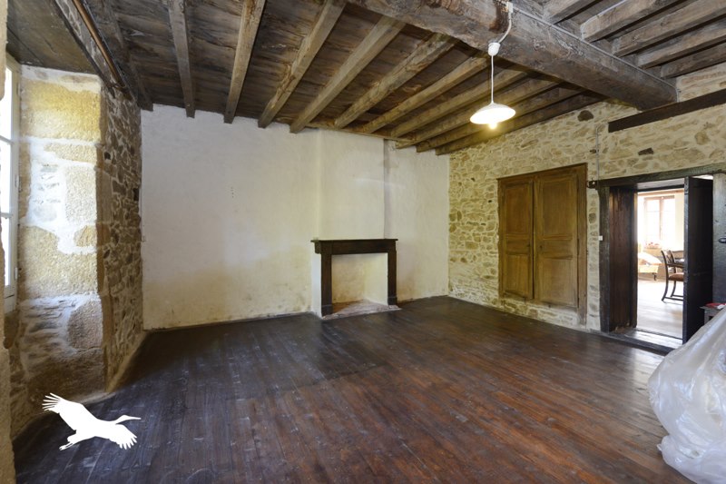 Vente Maison LE LINDOIS - 4 pièces -222 m² - (16310)