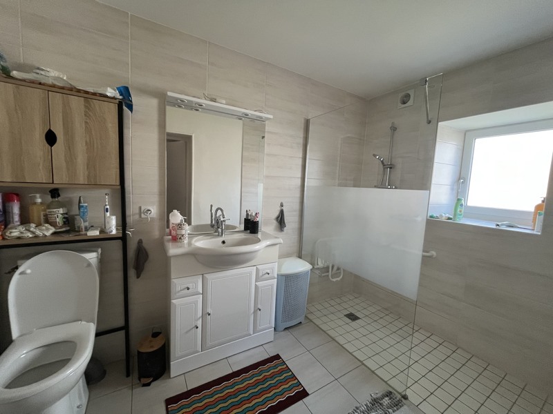 Vente Maison MONTBRON - 4 pièces -146 m² - (16220)