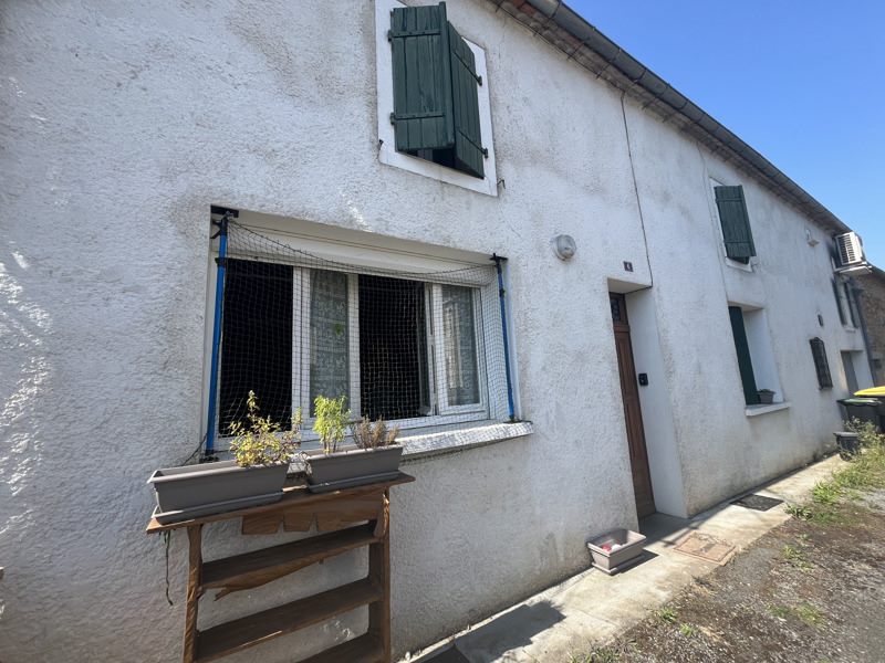 Vente Maison MONTBRON - 4 pièces -146 m² - (16220)