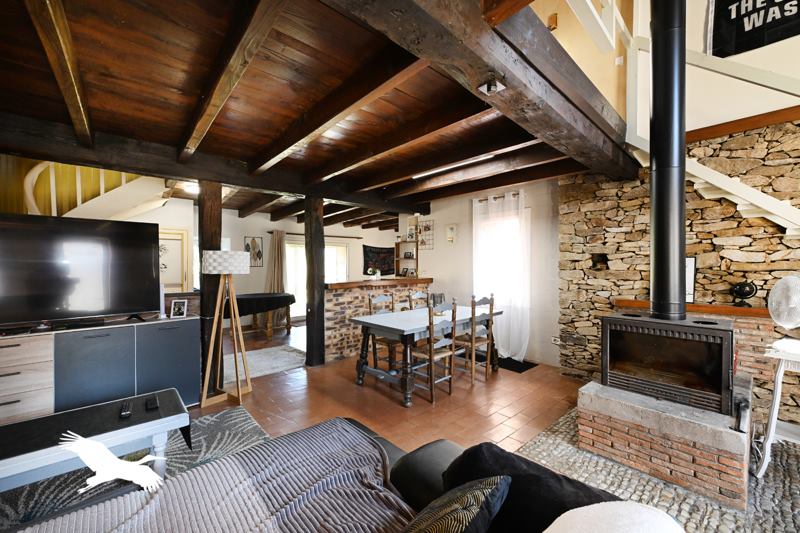 Vente Maison LE LINDOIS - 3 pièces -137 m² - (16310)