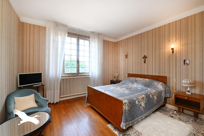 Vente Maison MASSIGNAC - 6 pièces -157 m² - (16310)