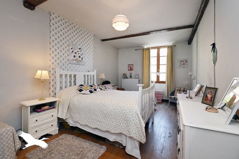 Vente Maison CHARRAS - 5 pièces -156 m² - (16380)
