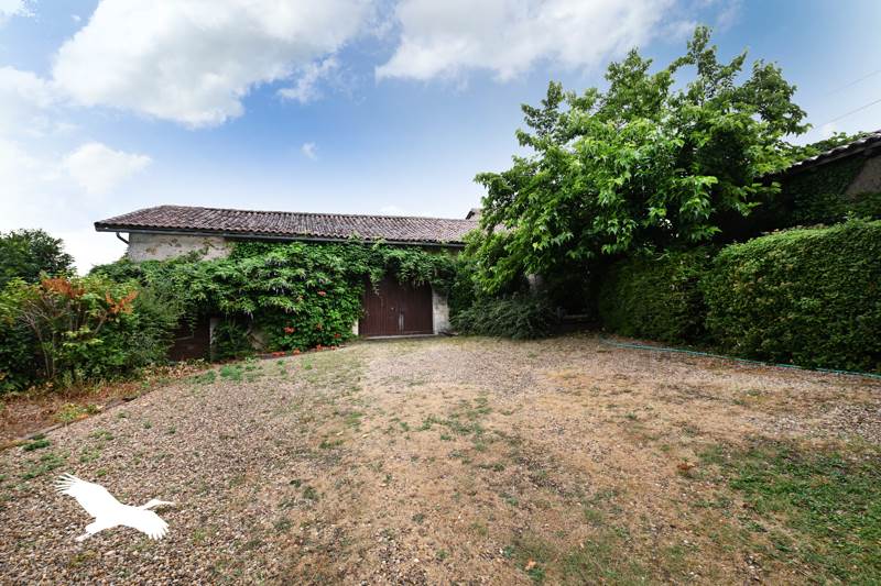 Maison 5 pièces 146 m² · à Montemboeuf · 146 m² · 163 240 €