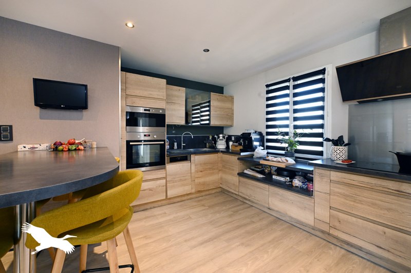 Vente Maison VOUTHON - 4 pièces -200,5 m² - (16220)