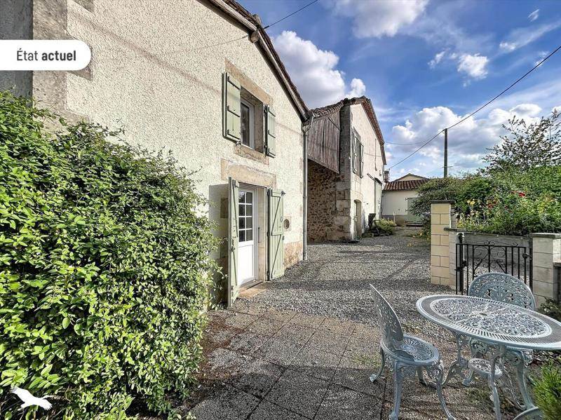 Vente Maison Montbron - 8 pièces -200 m² - (16220)